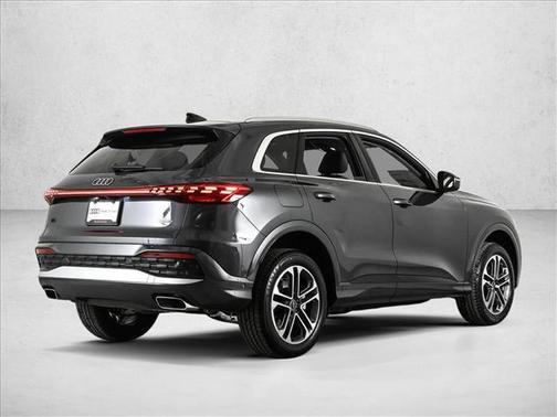 2025 Audi Q5 2.0T quattro Premium