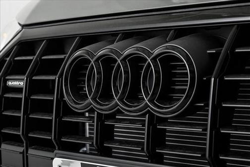 2025 Audi Q3 45 S line Premium