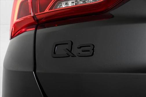 2025 Audi Q3 45 S line Premium