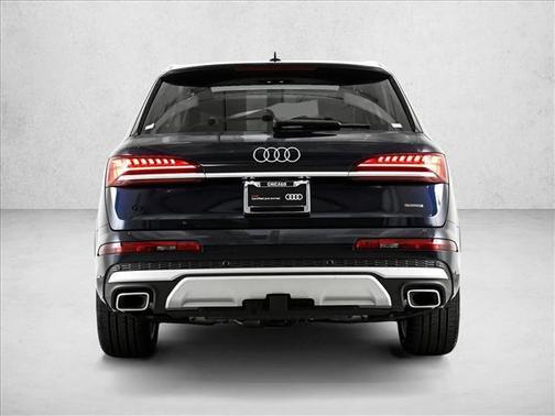 2025 Audi Q7 55 Prestige