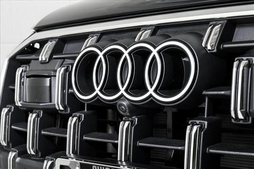 2025 Audi Q7 55 Prestige