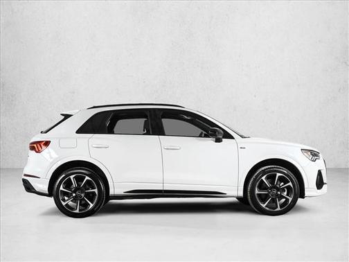 2025 Audi Q3 45 S line Premium