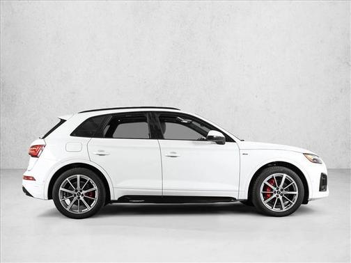 2024 Audi Q5 e 55 S line quattro Premium