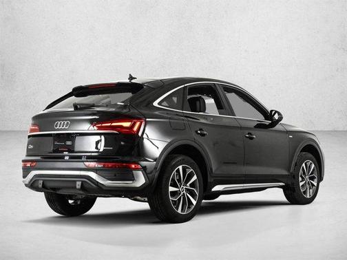 Mythos Black Metallic 2023 Audi Q5 45 S line quattro Premium