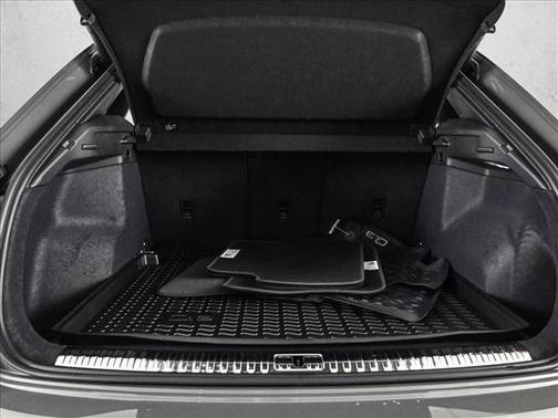 Chronos Gray Metallic 2025 Audi Q3 45 S line Premium