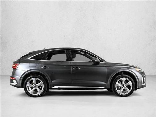 Daytona Gray Pearl Effect 2023 Audi Q5 45 S line Premium Plus