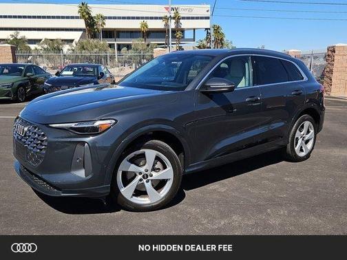 Tambora Gray Metallic 2025 Audi Q5 2.0T quattro Premium