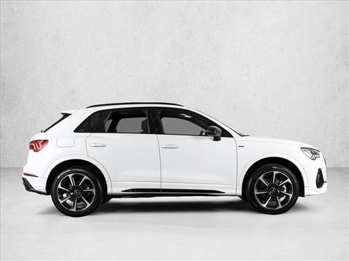 2025 Audi Q3 45 S line Premium