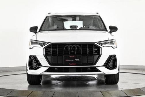 2025 Audi Q3 45 S line Premium