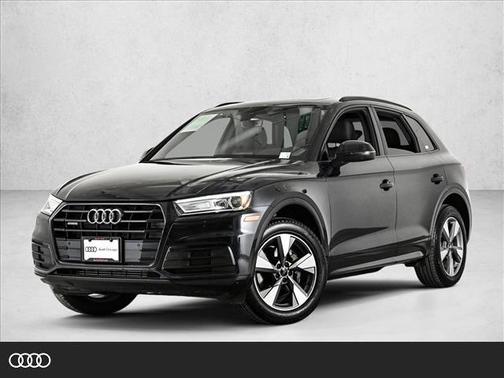2020 Audi Q5 45 Titanium Premium