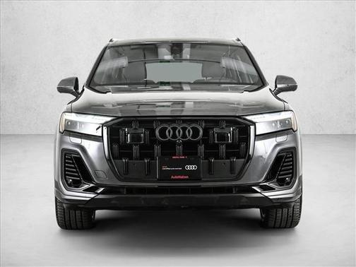 2025 Audi Q7 55 Prestige