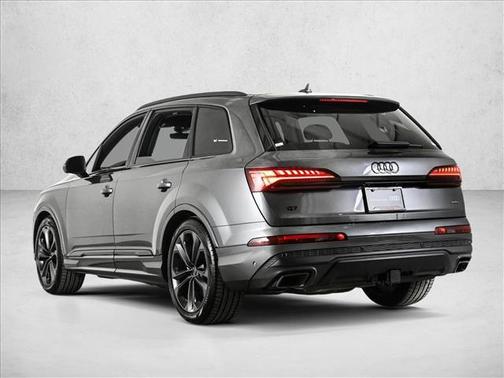 2025 Audi Q7 55 Prestige