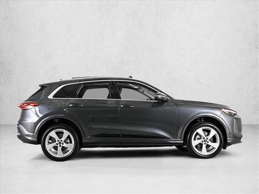 2025 Audi Q5 2.0T quattro Premium