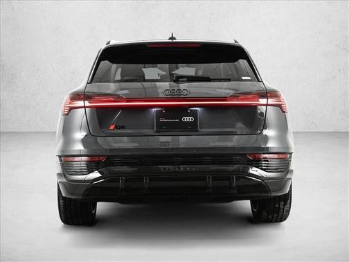 2024 Audi Q8 e-tron Premium