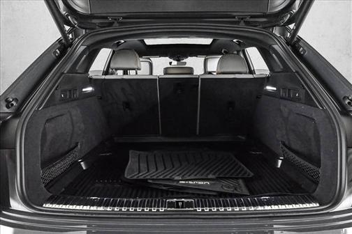 2024 Audi Q8 e-tron Premium