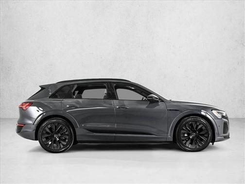 2024 Audi Q8 e-tron Premium