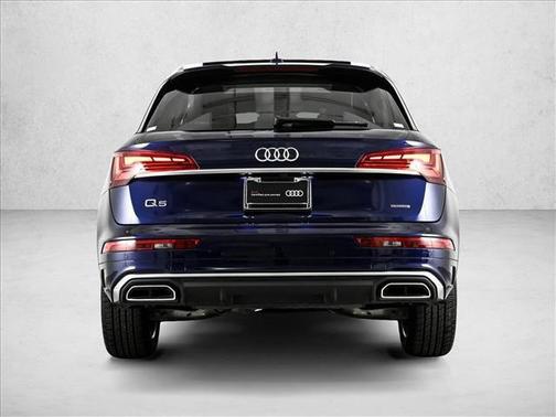 2025 Audi Q5 45 S line quattro Premium