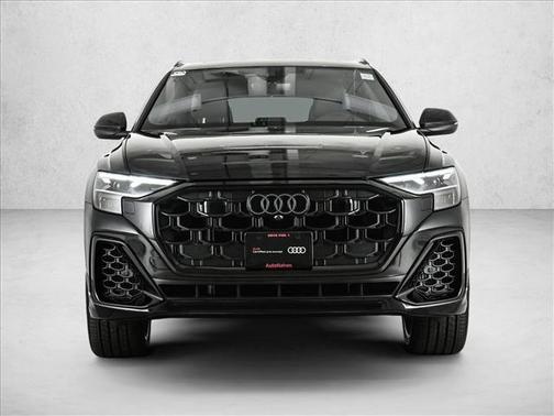 2025 Audi Q8 Premium Plus