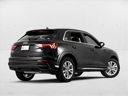 2025 Audi Q3 45 S line Premium