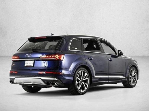 Navarra Blue Metallic 2022 Audi SQ7 4.0T Premium Plus