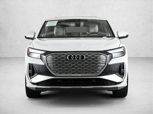 2025 Audi Q4 e-tron 55 quattro Premium