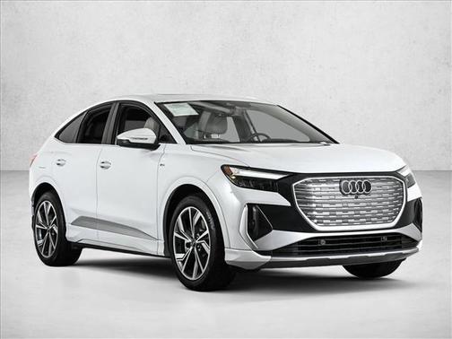 2025 Audi Q4 e-tron 55 quattro Premium