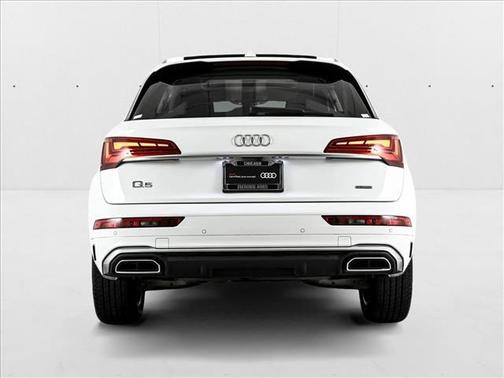 2024 Audi Q5 45 S line quattro Premium