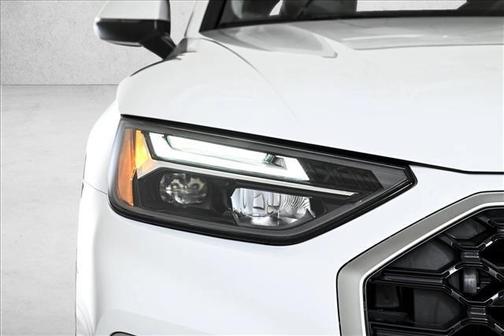 2024 Audi Q5 45 S line quattro Premium