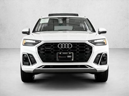 2024 Audi Q5 45 S line quattro Premium