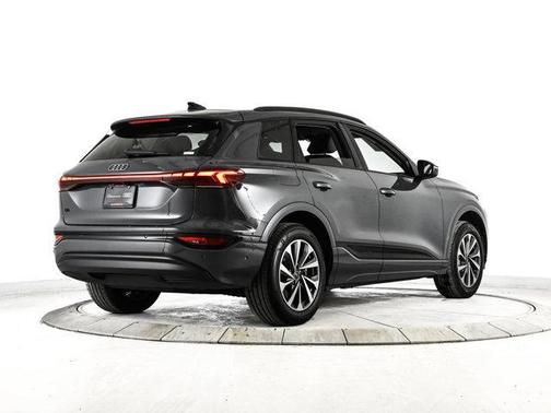 2025 Audi Q6 e-tron Premium