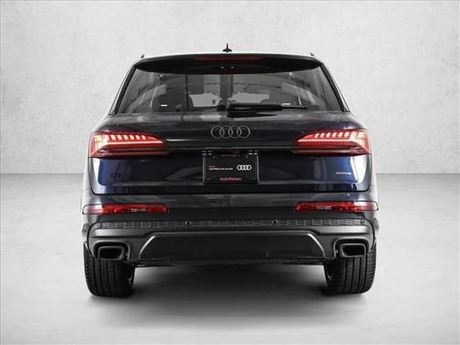 2025 Audi Q7 45 Premium Plus