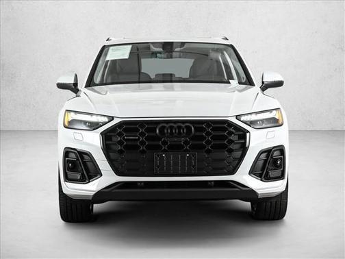 2023 Audi Q5 45 S line Prestige