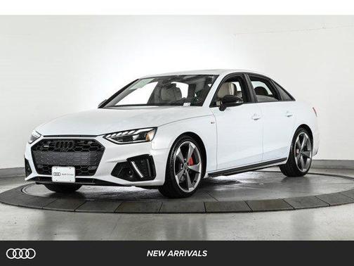 2022 Audi A4 45 S line Premium Plus