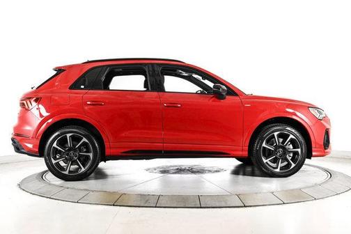 2025 Audi Q3 45 S line Premium