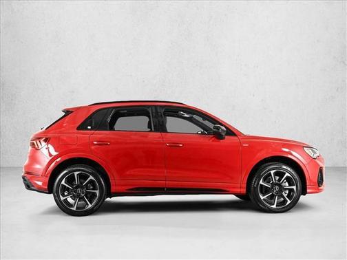 2025 Audi Q3 45 S line Premium