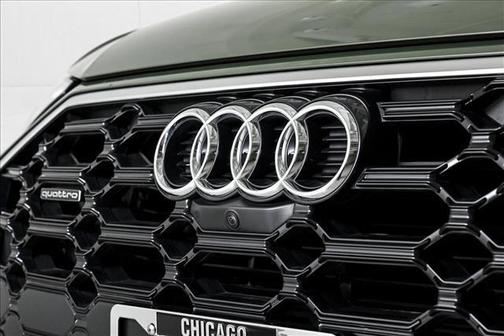 2025 Audi Q5 45 S line quattro Premium