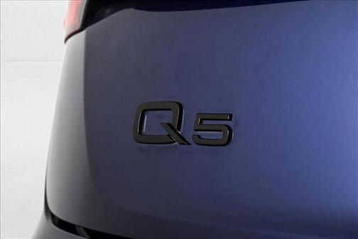 2025 Audi Q5 45 S line quattro Premium