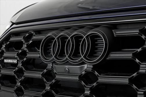 2025 Audi Q5 45 S line quattro Premium