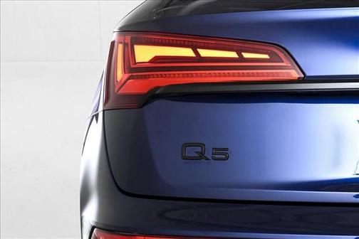 2025 Audi Q5 45 S line quattro Premium