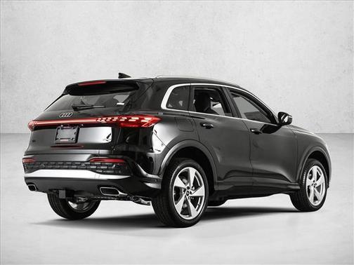 2025 Audi Q5 2.0T quattro Premium