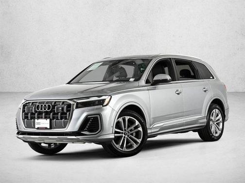 Satellite Silver Metallic 2025 Audi Q7 55 Premium Plus