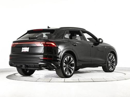 2026 Audi Q8 Premium Plus