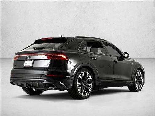 2026 Audi Q8 Premium Plus