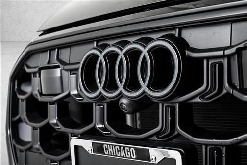 2025 Audi Q8 Prestige