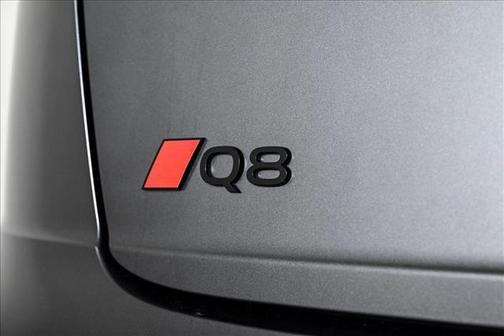 2025 Audi Q8 Prestige