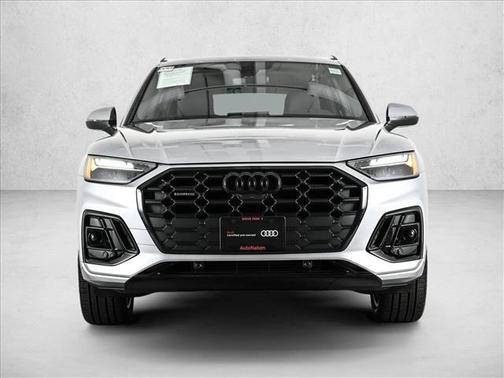 2025 Audi Q5 45 S line quattro Premium