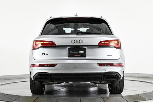 2025 Audi Q5 45 S line quattro Premium
