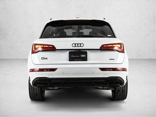 2024 Audi Q5 45 S line quattro Premium