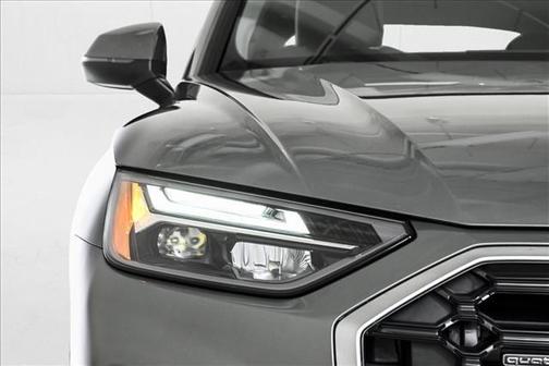 2025 Audi Q5 45 S line quattro Premium