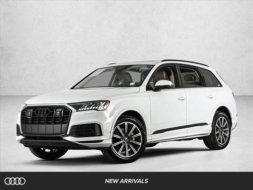 2023 Audi Q7 45 Premium Plus